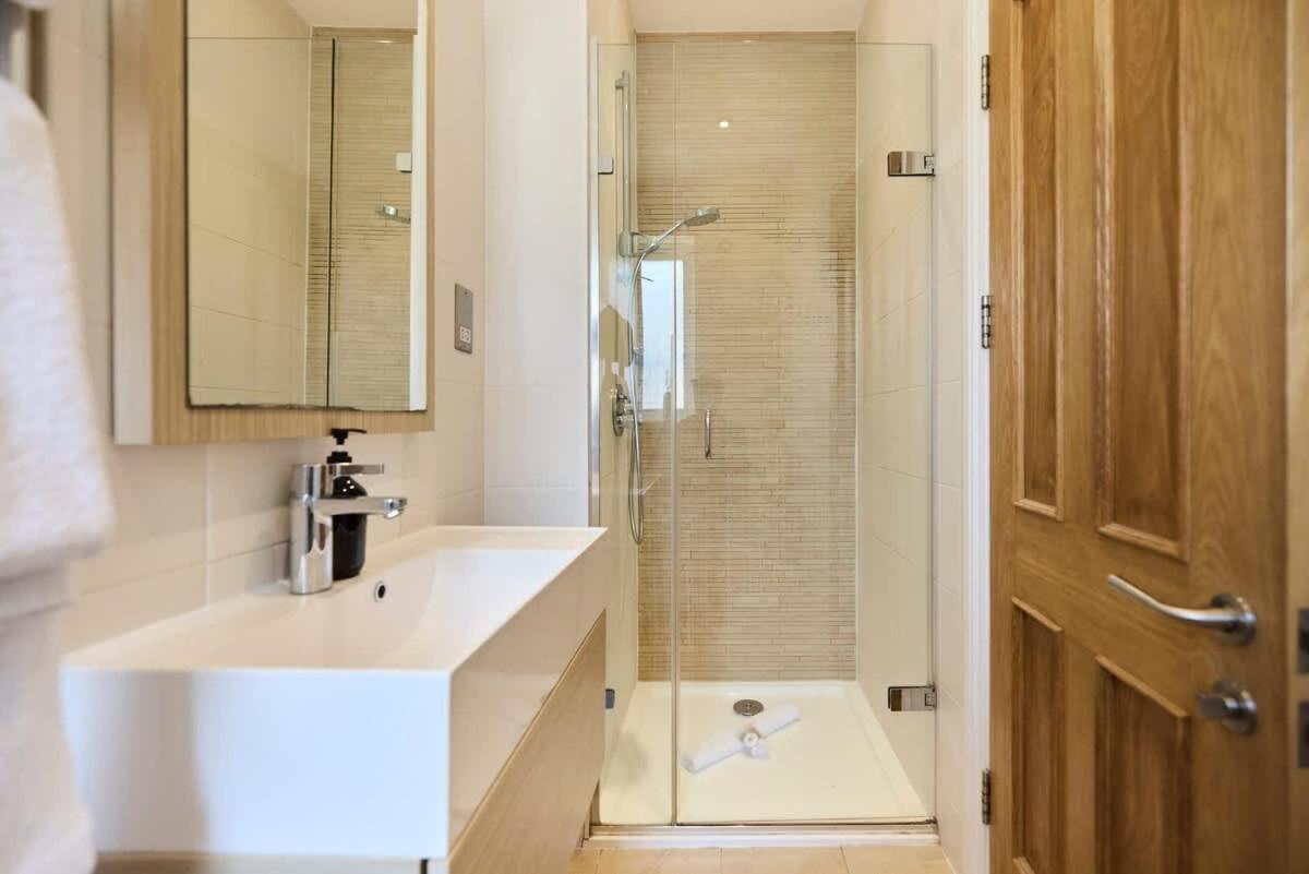 The Porchester Gardens - Modern & Bright 4bdr With Garden And Parking Apartamento *