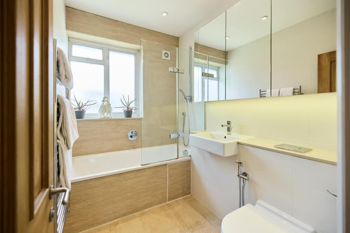 Apartamento The Porchester Gardens - Modern & Bright 4bdr With Garden And Parking Londres