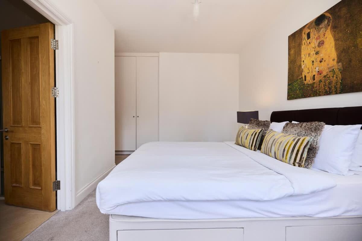 The Porchester Gardens - Modern & Bright 4bdr With Garden And Parking Apartamento